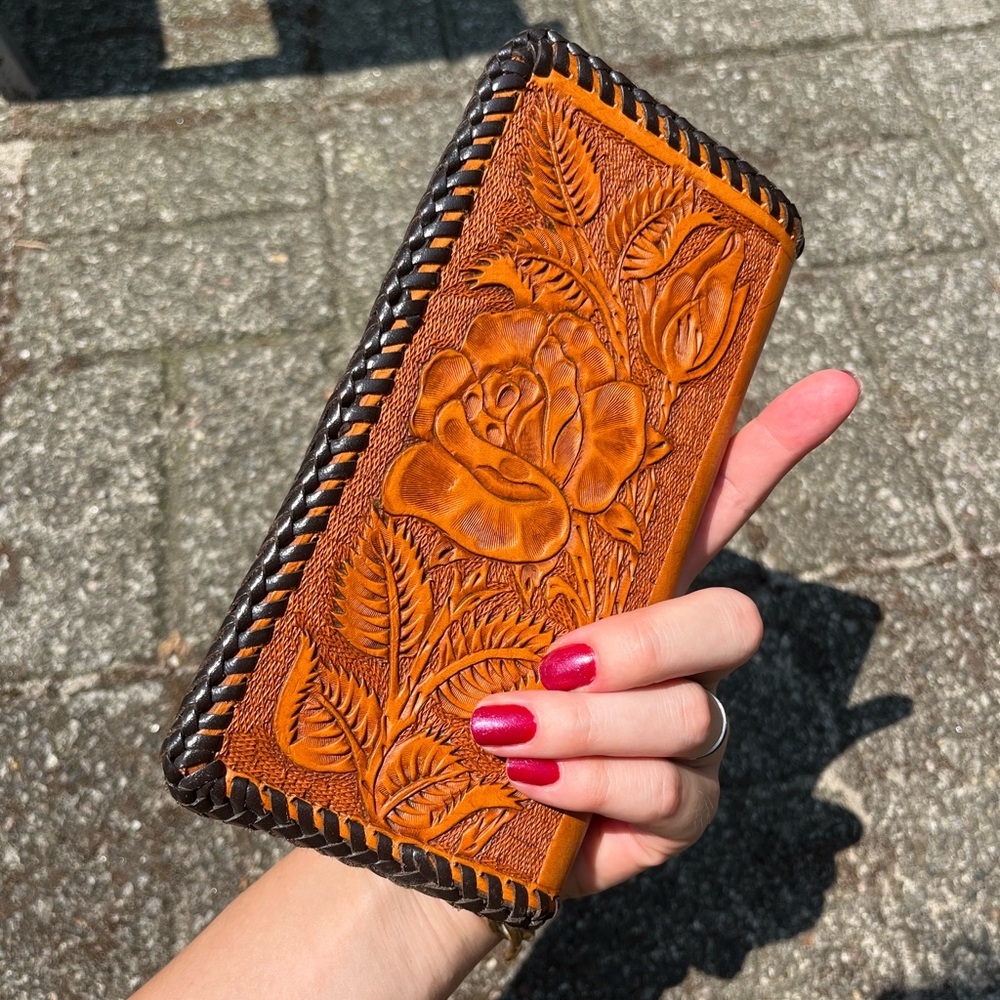 HANDMADE WESTERN LEATHER TOOLED WALLET/ CHECK BOOK